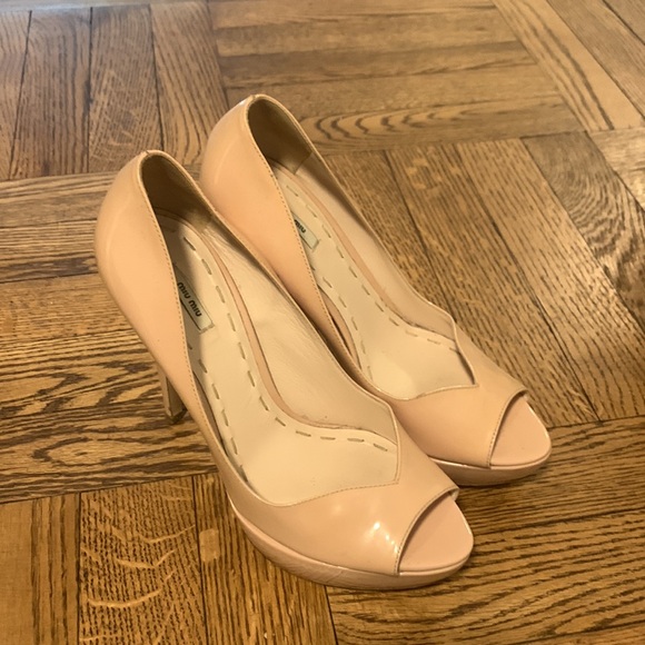 Miu miu heels gently used, in great condition - Picture 8 of 9